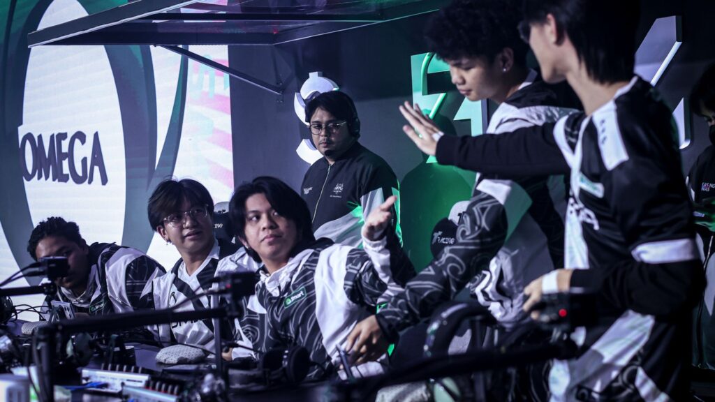 Smart Omega Shuts Down Twisted Minds in Playoff-Chasing Thriller